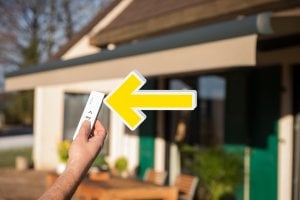Moteur à Gauche – Moteur SOMFY IO + télécommande SOMFY Situo inclus 